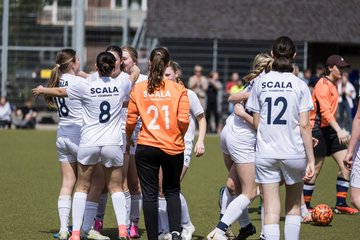 Bild 9 - wBJ SC Alstertal-Langenhorn - Rissener SV : Ergebnis: 9:0